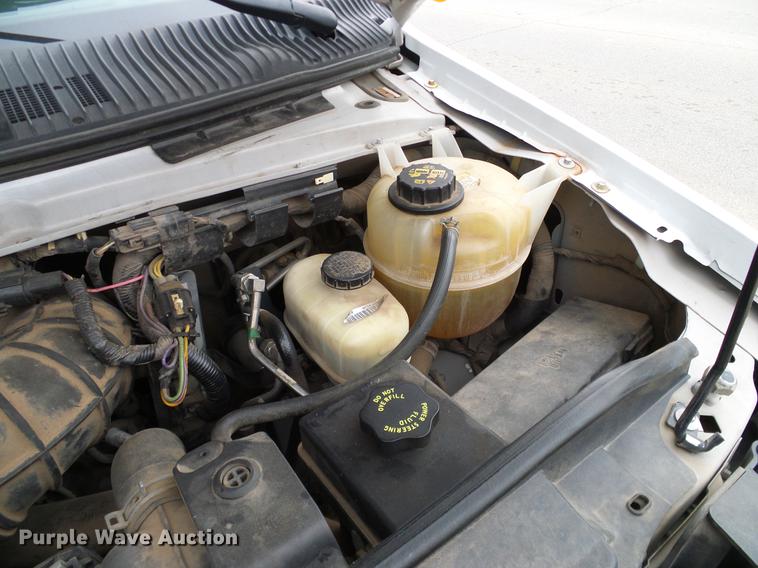 image for item DD1441 2009 Ford E350 Super Duty shuttle bus