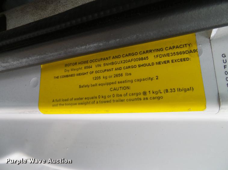 image for item DD1441 2009 Ford E350 Super Duty shuttle bus