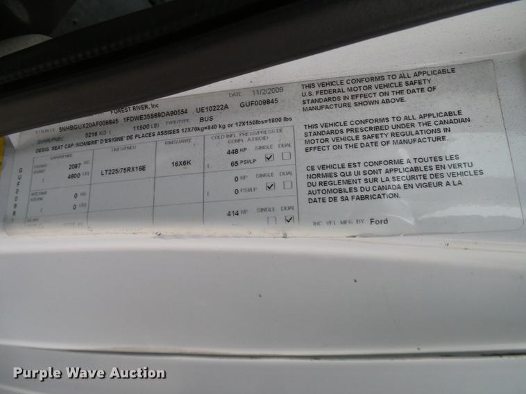 image for item DD1441 2009 Ford E350 Super Duty shuttle bus