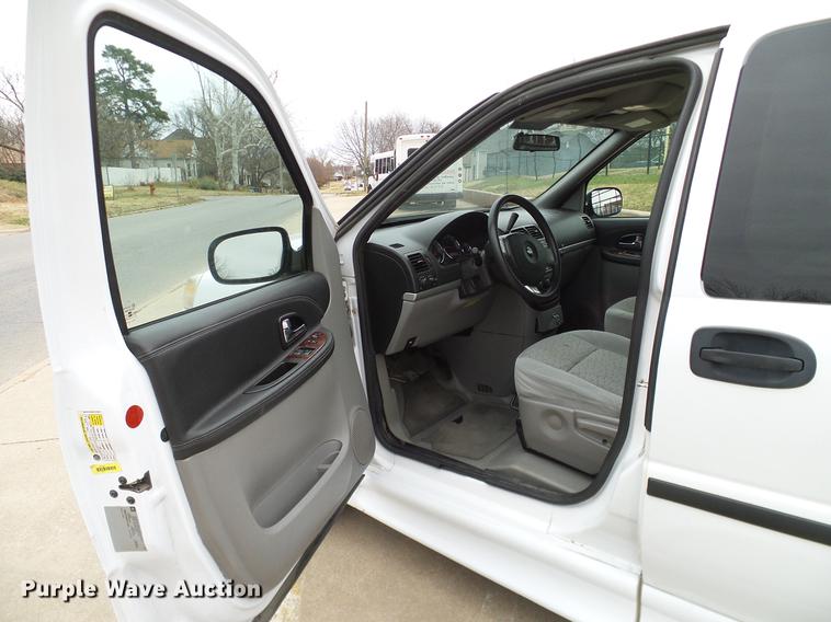 image for item DD1442 2008 Chevrolet Uplander Cargo van