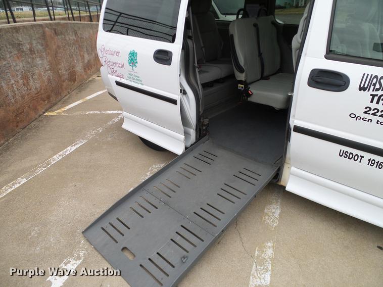 image for item DD1442 2008 Chevrolet Uplander Cargo van