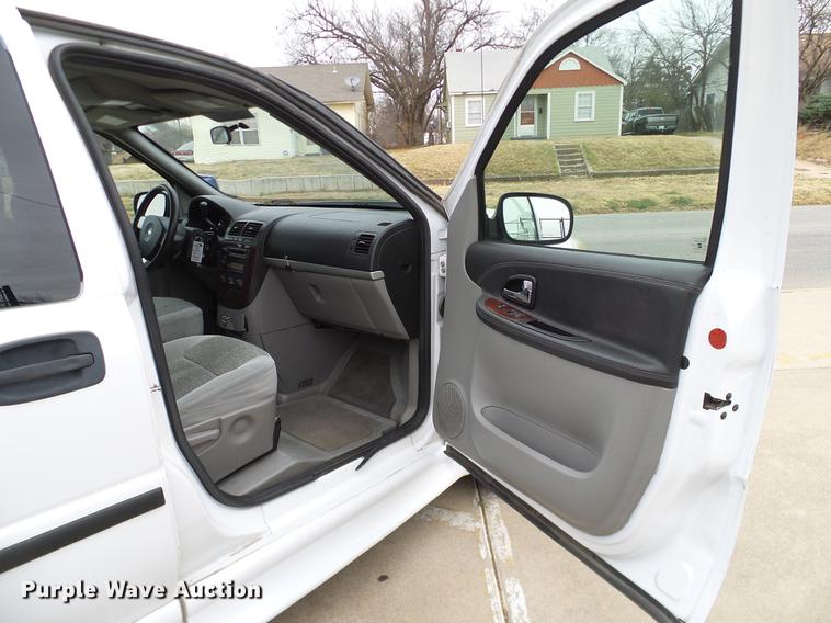 image for item DD1442 2008 Chevrolet Uplander Cargo van