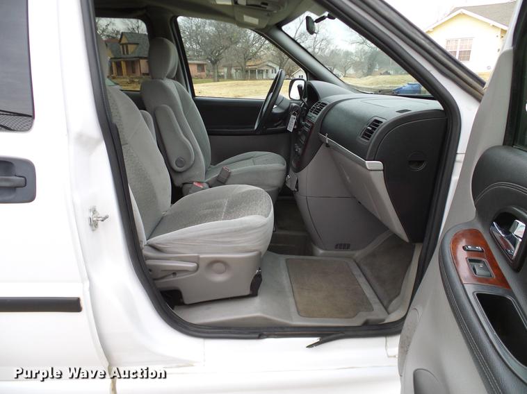 image for item DD1442 2008 Chevrolet Uplander Cargo van