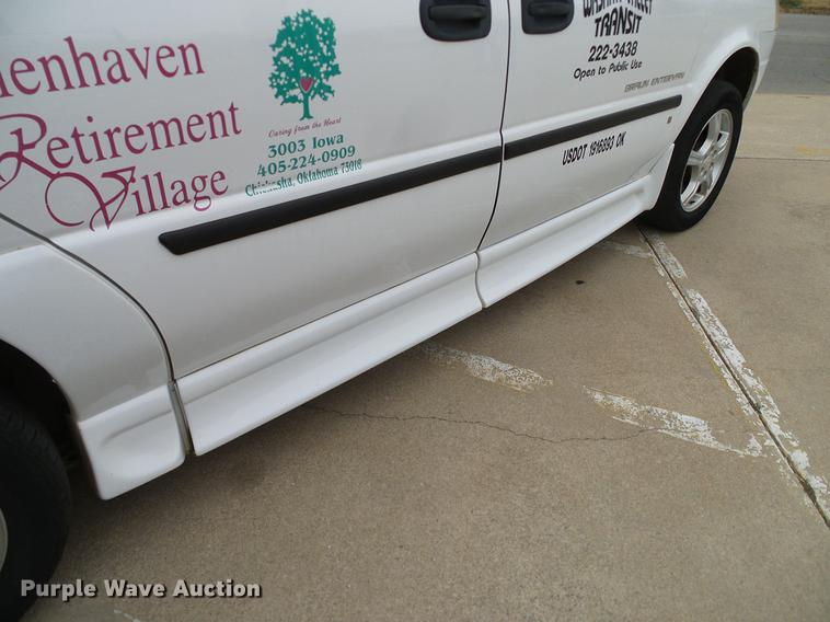 image for item DD1442 2008 Chevrolet Uplander Cargo van