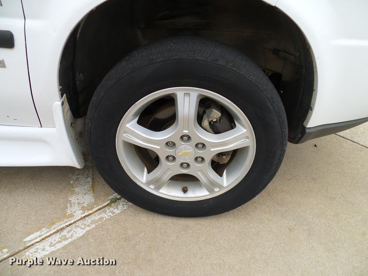 image for item DD1442 2008 Chevrolet Uplander Cargo van