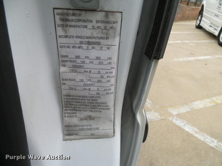 image for item DD1442 2008 Chevrolet Uplander Cargo van