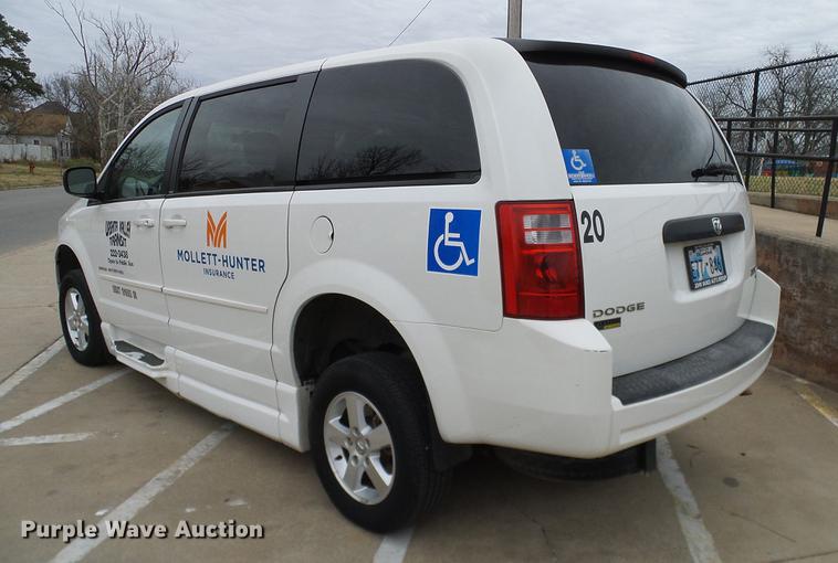 image for item DD1443 2010 Dodge Grand Caravan van
