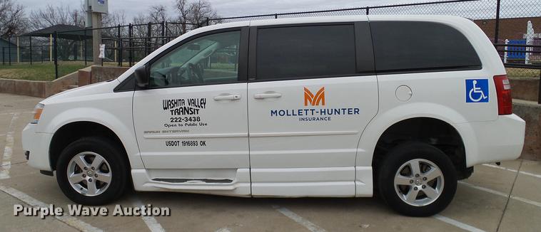 image for item DD1443 2010 Dodge Grand Caravan van