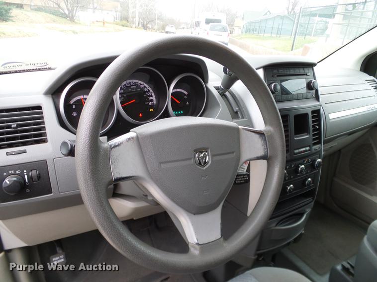 image for item DD1443 2010 Dodge Grand Caravan van