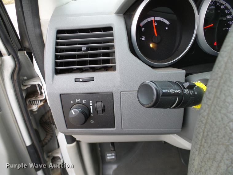 image for item DD1443 2010 Dodge Grand Caravan van