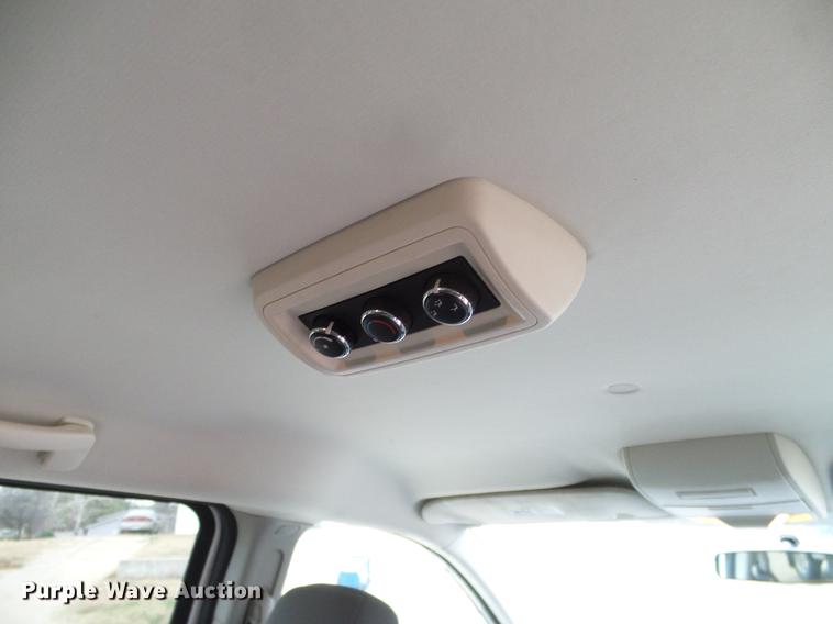 image for item DD1443 2010 Dodge Grand Caravan van