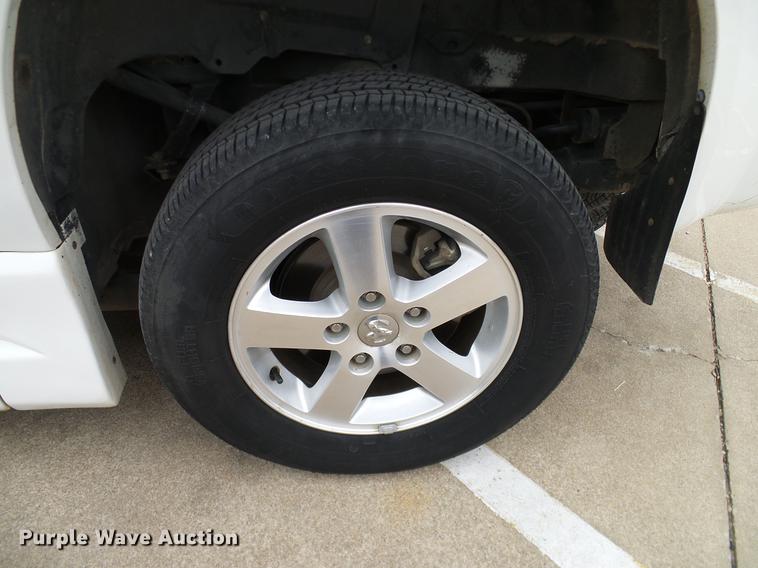 image for item DD1443 2010 Dodge Grand Caravan van