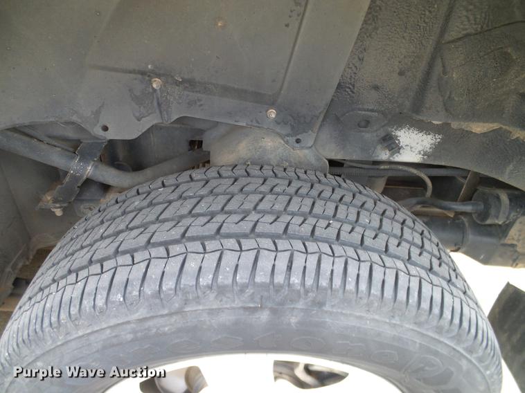 image for item DD1443 2010 Dodge Grand Caravan van