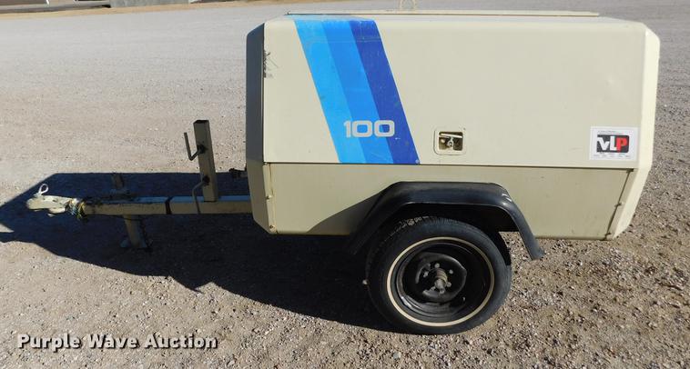 image for item DE9249 1984 Ingersoll Rand P-100A-WD air compressor