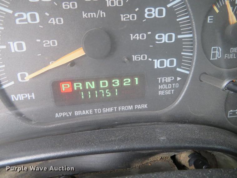 image for item DI9928 2002 Chevrolet Express G3500 school bus