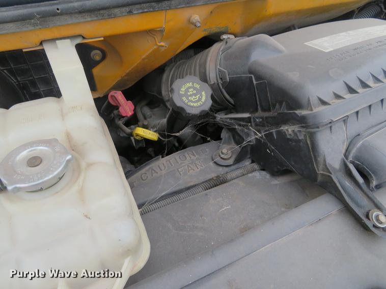 image for item DI9928 2002 Chevrolet Express G3500 school bus