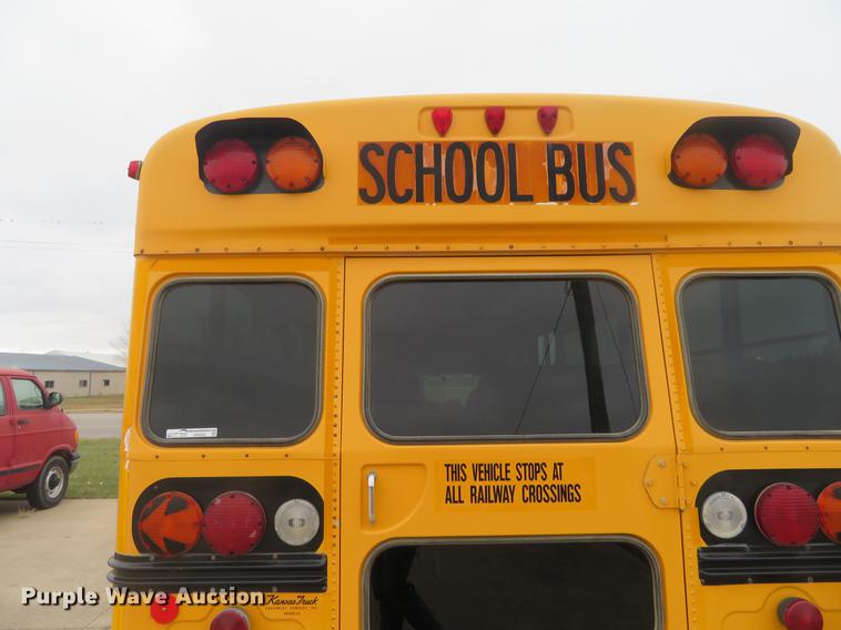 image for item DI9928 2002 Chevrolet Express G3500 school bus