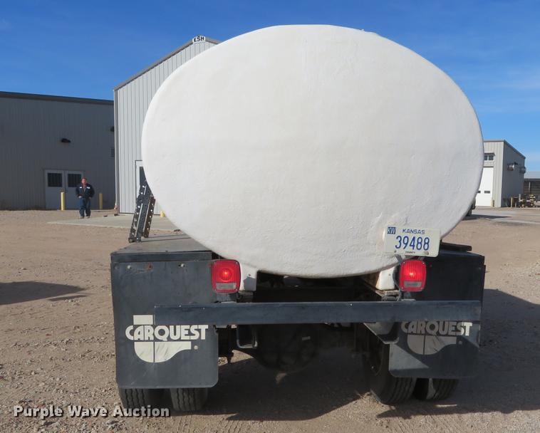 image for item DI9936 2002 Chevrolet C6500 tank truck