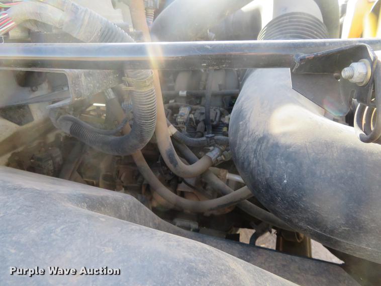 image for item DI9936 2002 Chevrolet C6500 tank truck