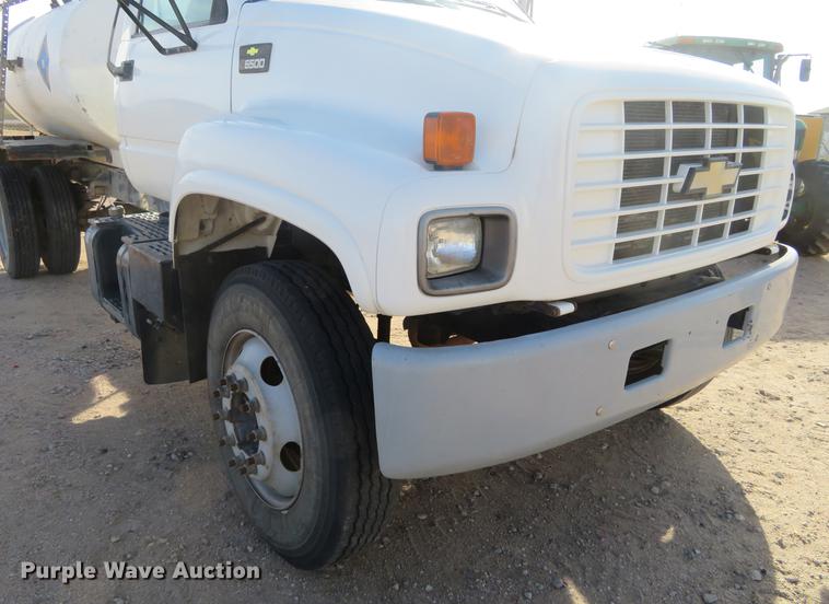 image for item DI9936 2002 Chevrolet C6500 tank truck