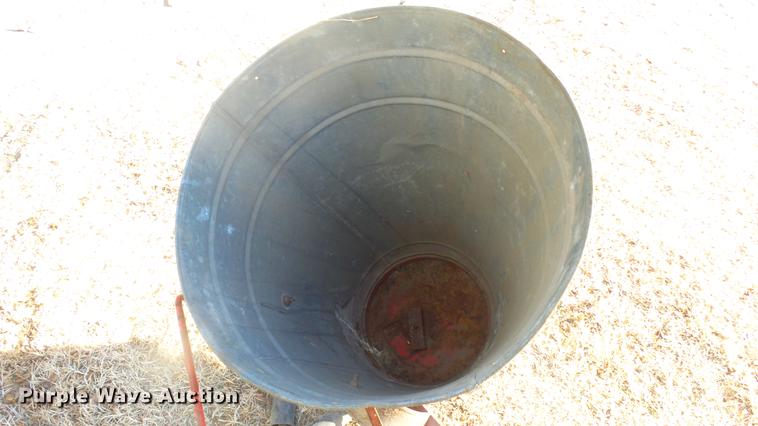 image for item DK9199 Herd Sure-Feed broadcast spreader