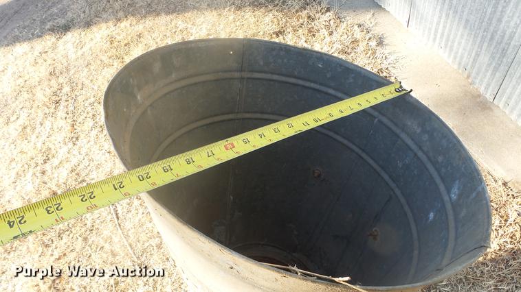 image for item DK9199 Herd Sure-Feed broadcast spreader