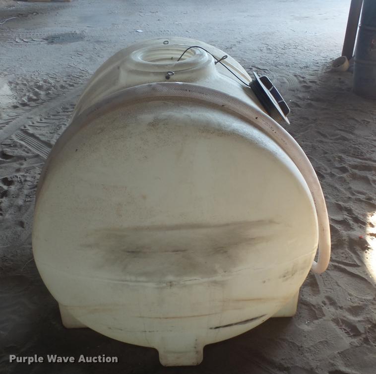 image for item DK9200 225 gallon poly tank