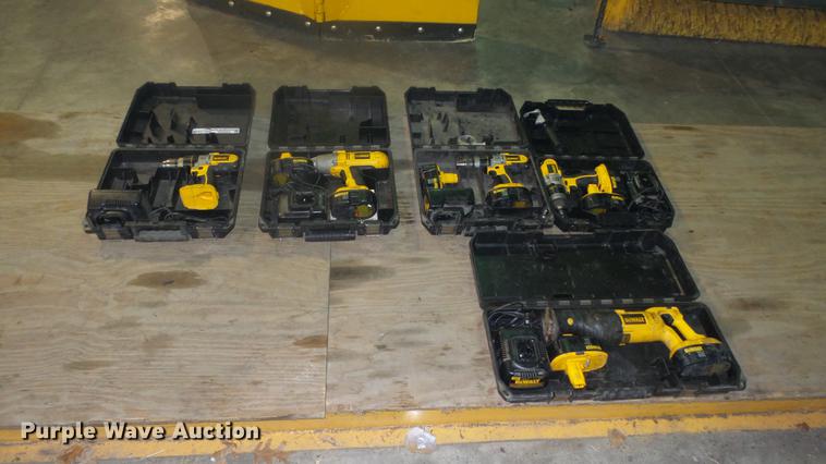 image for item DK9203 DeWalt tools