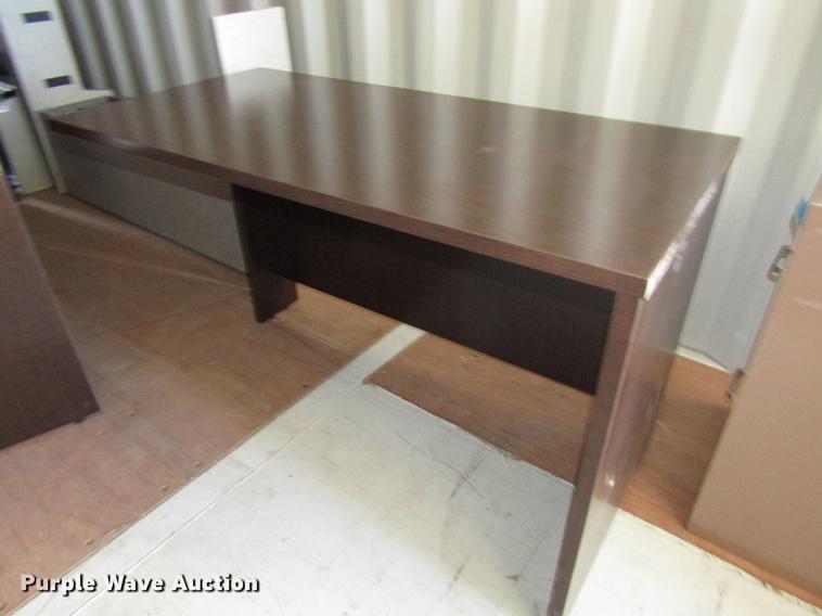 image for item DO9062 Office furniture