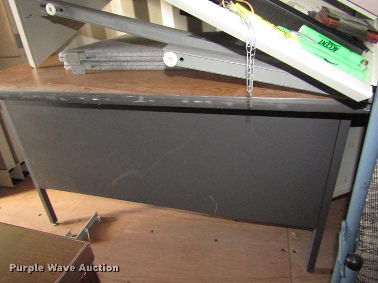 image for item DO9062 Office furniture