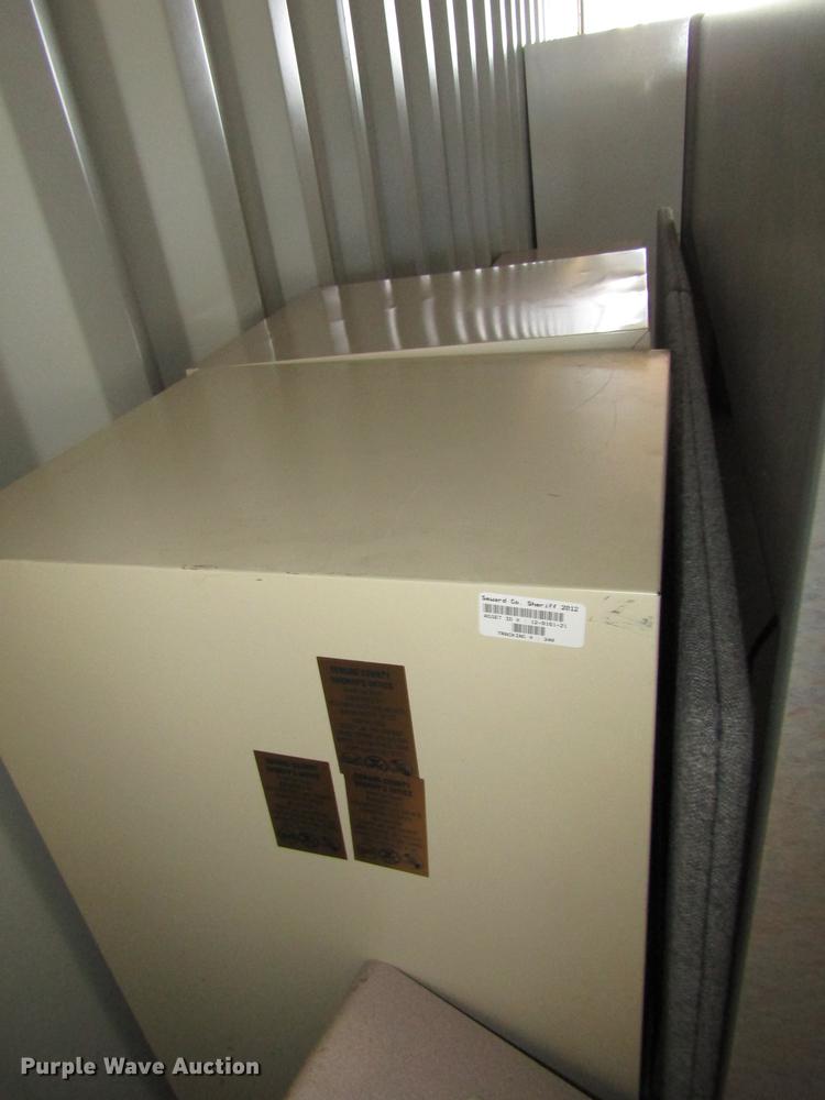 image for item DO9062 Office furniture