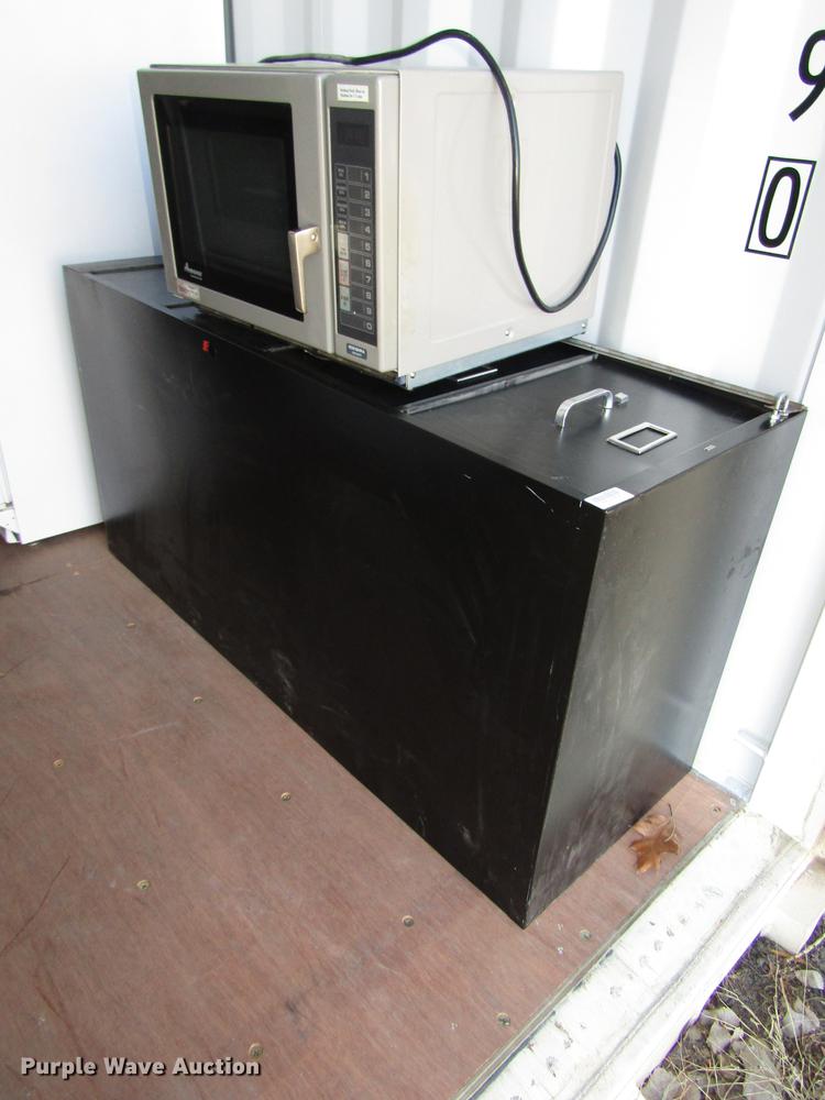 image for item DO9062 Office furniture