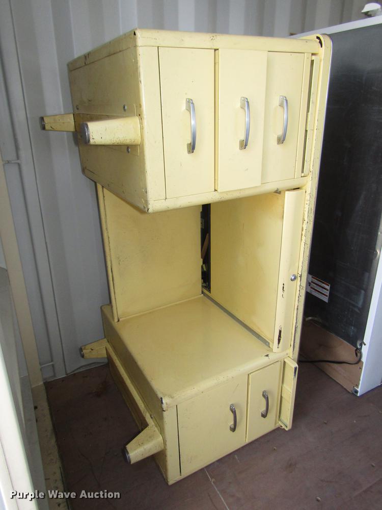 image for item DO9062 Office furniture