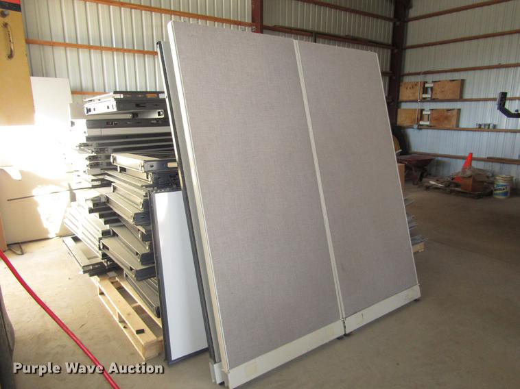 image for item DO9063 Cubicle dividers