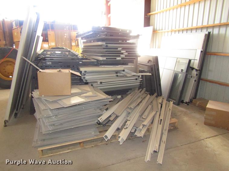 image for item DO9063 Cubicle dividers