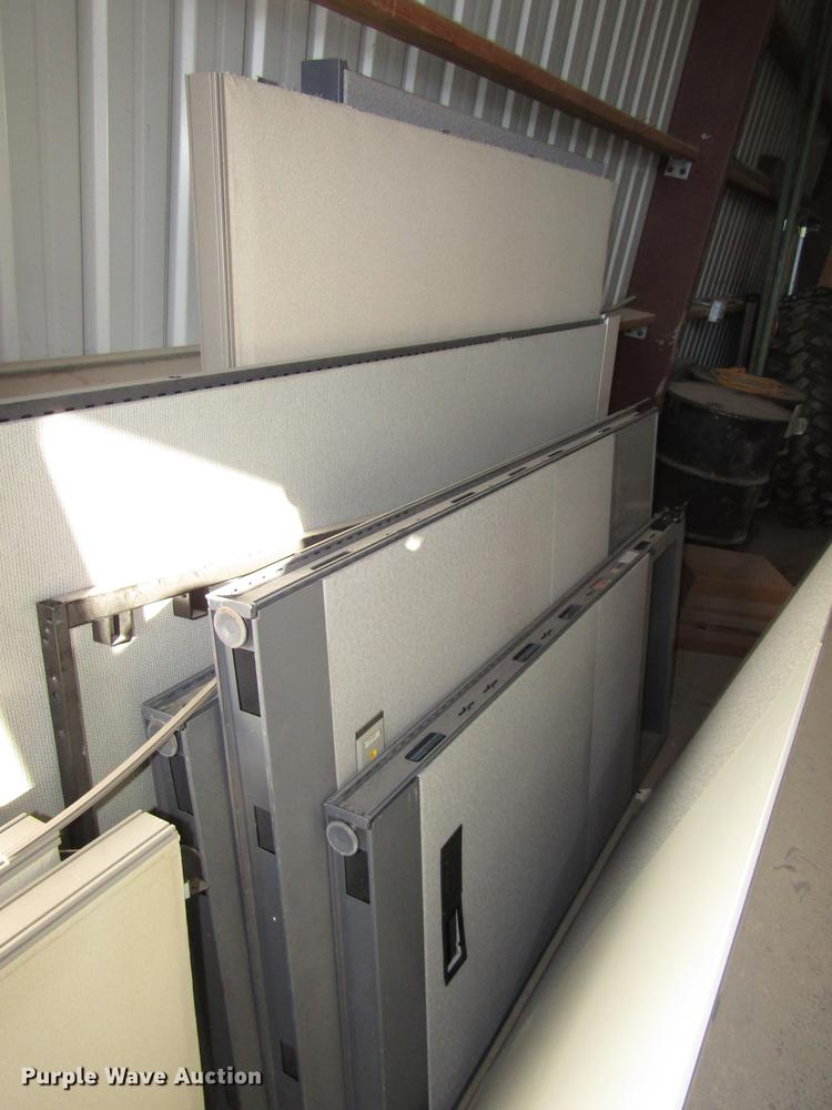 image for item DO9063 Cubicle dividers