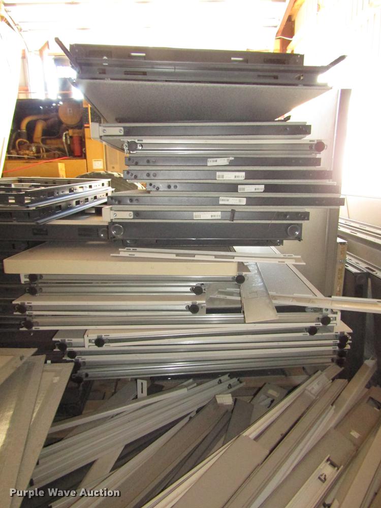 image for item DO9063 Cubicle dividers