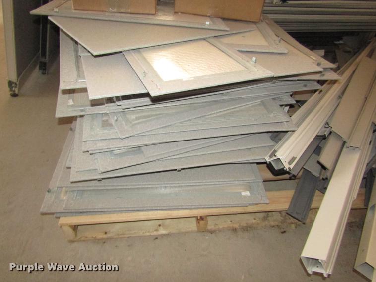 image for item DO9063 Cubicle dividers