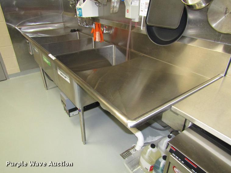 image for item DO9066 Stainless steel triple sink and table