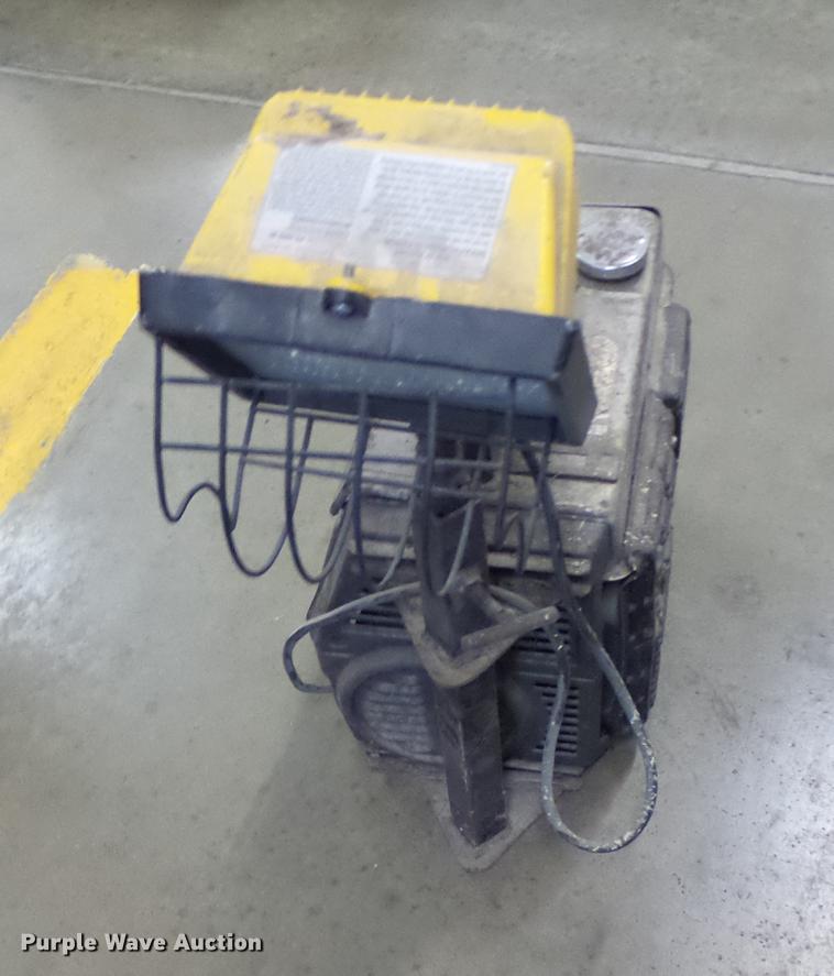 image for item DT9914 Honda EX800 generator