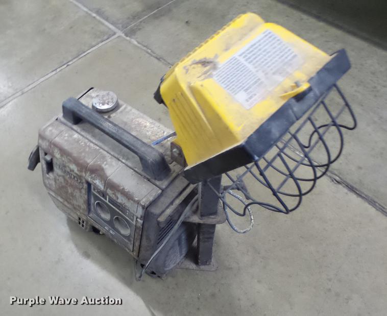 image for item DT9914 Honda EX800 generator