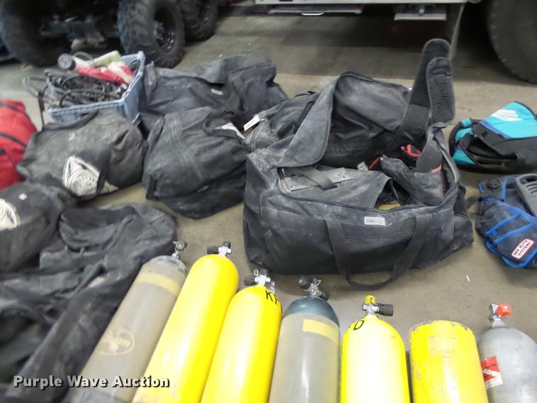 image for item DT9916 Scuba diving equipment