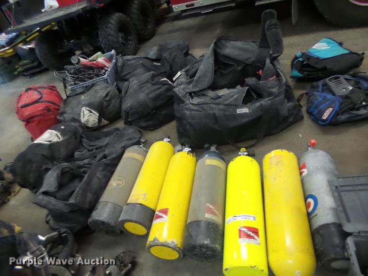 image for item DT9916 Scuba diving equipment