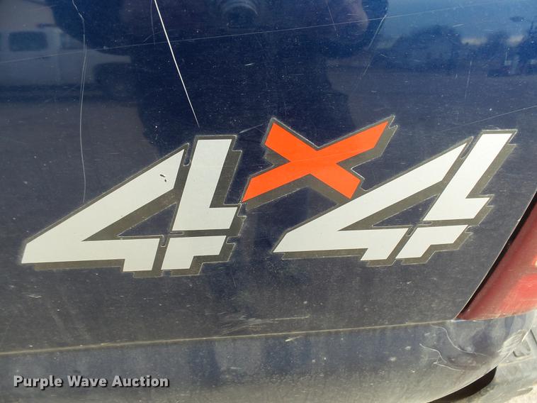 image for item DX9033 2000 Chevrolet Silverado 1500 pickup truck