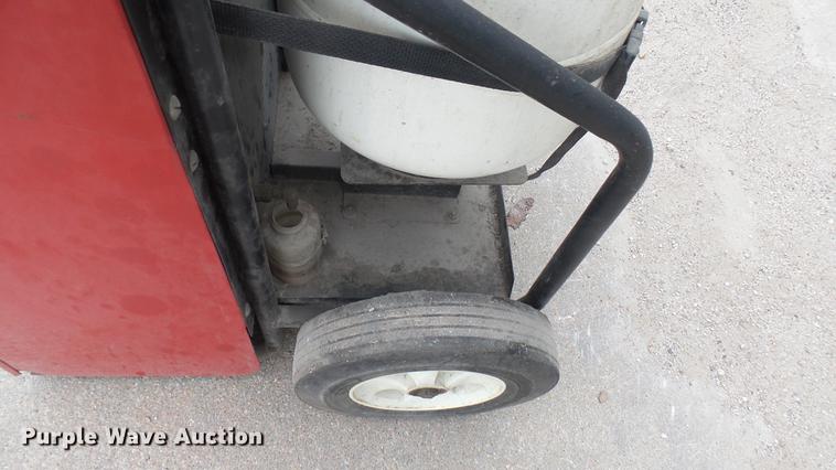 image for item DX9837 Robinair refrigerant recovery system