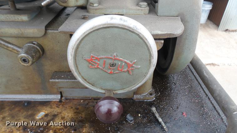 image for item DX9838 Sioux 624 valve face grinder