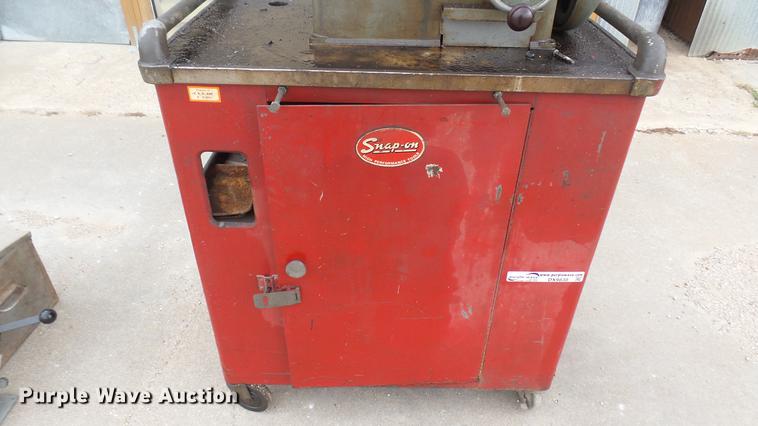 image for item DX9838 Sioux 624 valve face grinder