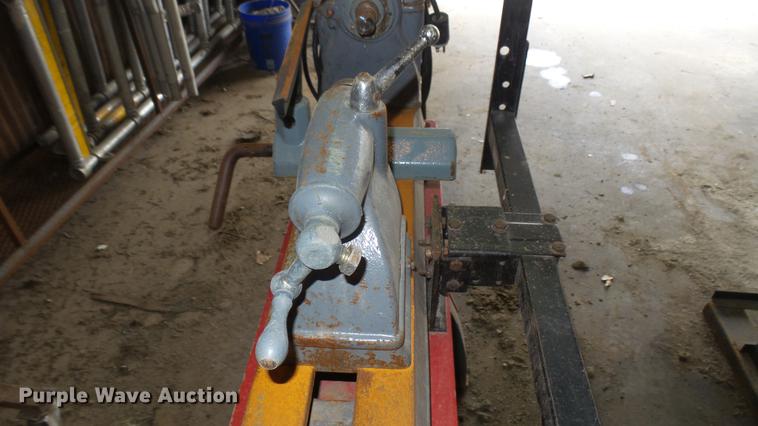 image for item DX9843 Delta Milwaukee wood lathe