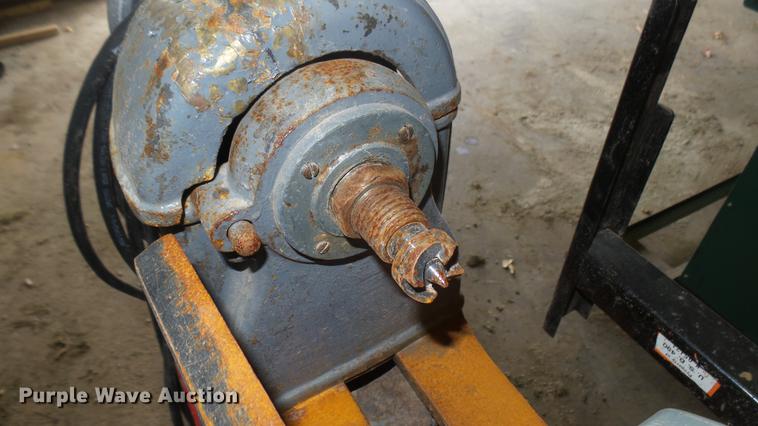 image for item DX9843 Delta Milwaukee wood lathe