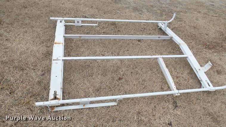 image for item DX9847 Steel utility rack